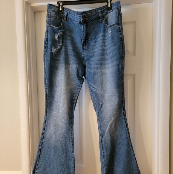 Ripped Flare Bell Bottom Jeans - Picture 5 of 10